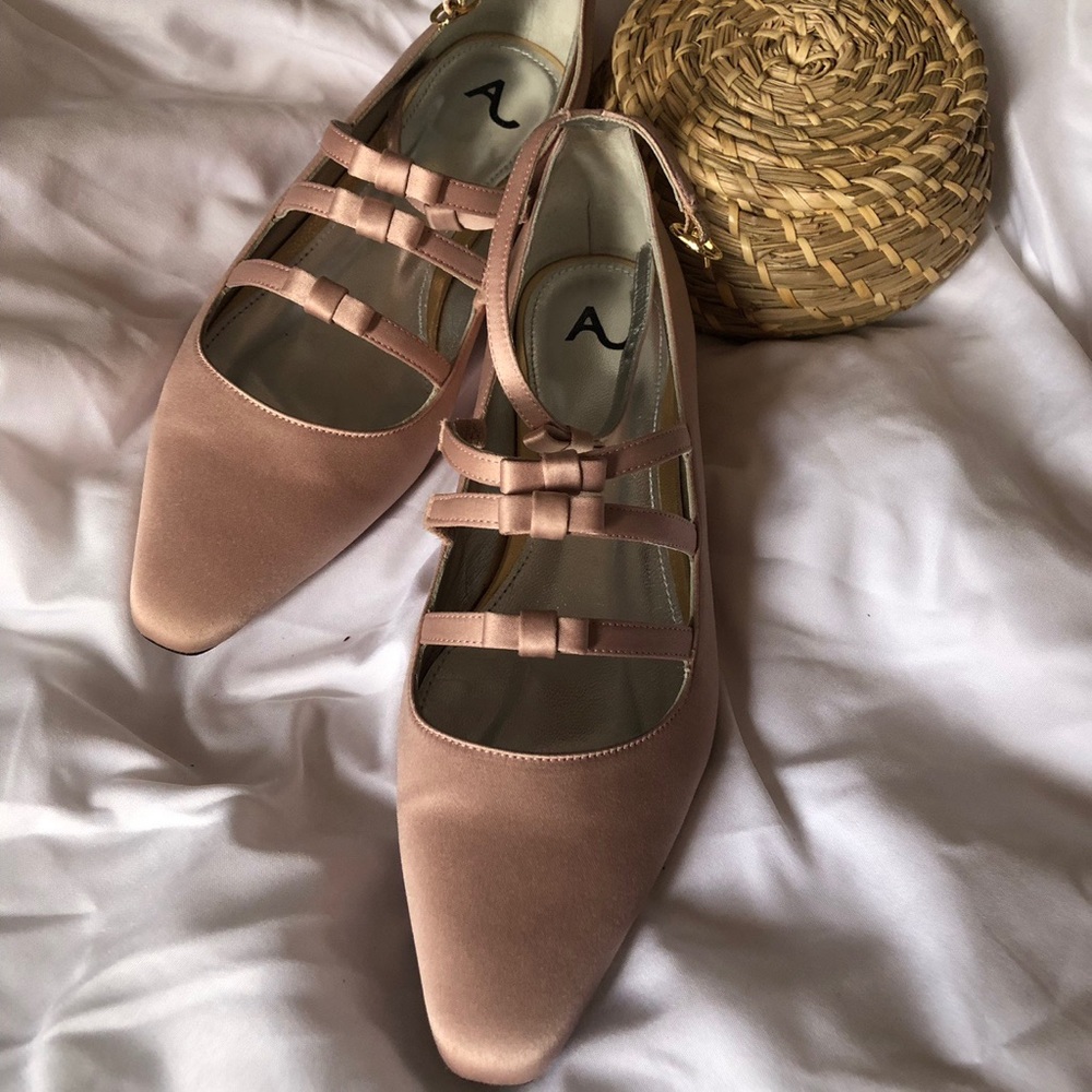 ALEXACHUNG PINK SATIN BOW MARY JANES